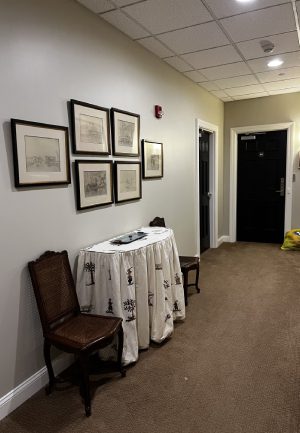 ‘Tis the Season for Hallway Painting: How to Prep