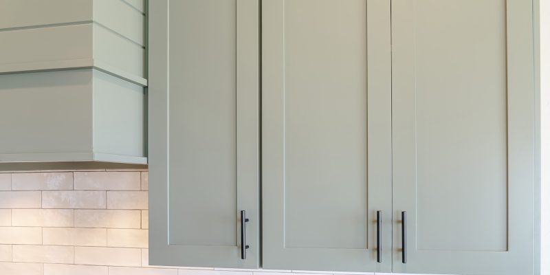 What to Expect from Our Cabinet Refinishing Process?